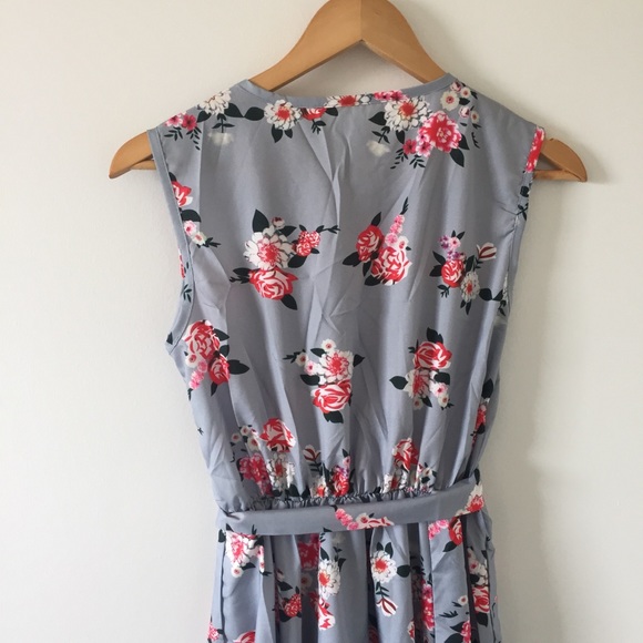 Floral Maxi Gown - Picture 7 of 8